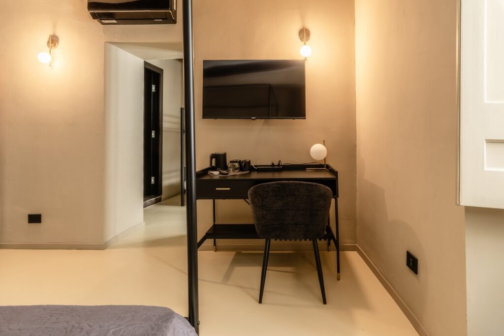 Dormire a Via Benedetto Croce 45: Nel Cuore di Napoli Sogna "The Neapolitan BB Palazzo Carafa della Spina"