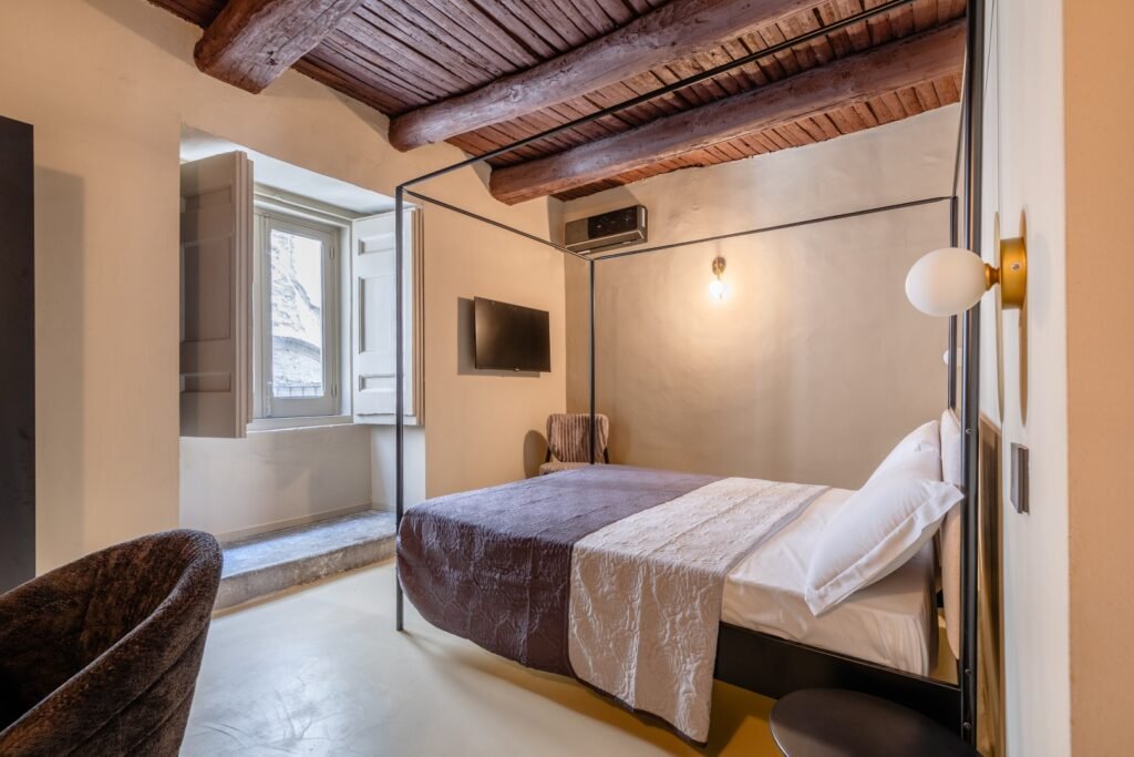 The Neapolitan BB Palazzo Carafa la camere Tartaglia double de luxe