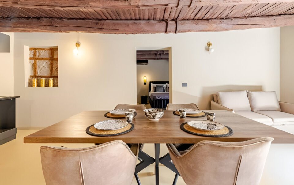 Live the Story: Your Immersive Stay on Spaccanapoli at The Neapolitan B&B