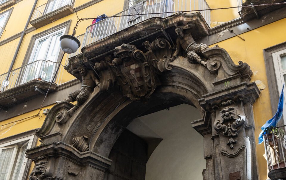 Facciata Palazzo Carafa della Spina