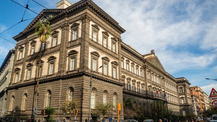 Alloggio vicino a Via Mezzocannone Napoli | Camere e appartamenti al The Neapolitan B&B